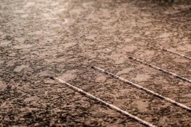 Plan de travail granit - Égouttoir rainuré dans la masse